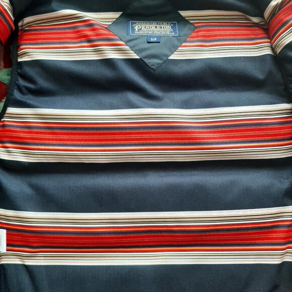 Pendleton Vest - Picture 5 of 8